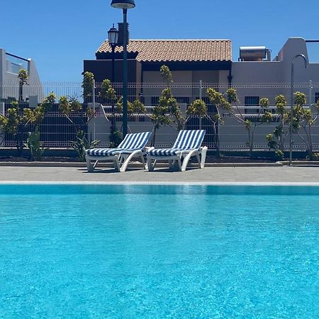 Sunny Luxury Apartment With Two Great Sunny - Level Terraces, Two Swimming Pools, In A New Complex Pueblo Majorero, Close To Fuerteventura Golf Club, Next To The Beach , Atlantico Shopping Mall And Casino In Caleta De Fuste Eksteriør billede