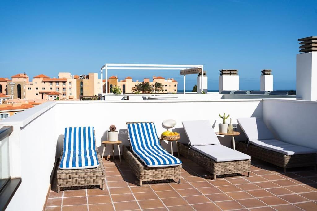 Sunny Luxury Apartment With Two Great Sunny - Level Terraces, Two Swimming Pools, In A New Complex Pueblo Majorero, Close To Fuerteventura Golf Club, Next To The Beach , Atlantico Shopping Mall And Casino In Caleta De Fuste Eksteriør billede