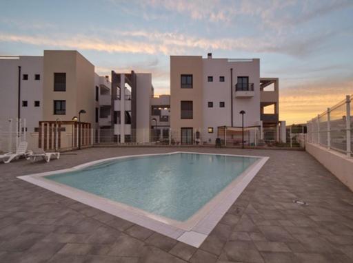 Sunny Luxury Apartment With Two Great Sunny - Level Terraces, Two Swimming Pools, In A New Complex Pueblo Majorero, Close To Fuerteventura Golf Club, Next To The Beach , Atlantico Shopping Mall And Casino In Caleta De Fuste Eksteriør billede